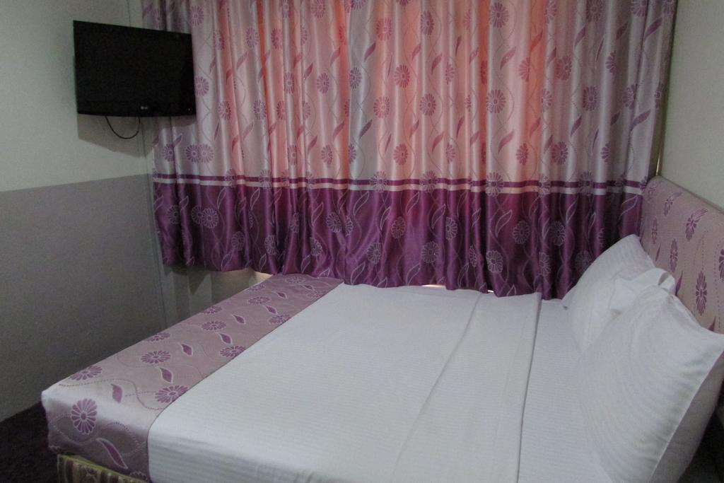Meriton Hotel Сингапур Екстериор снимка